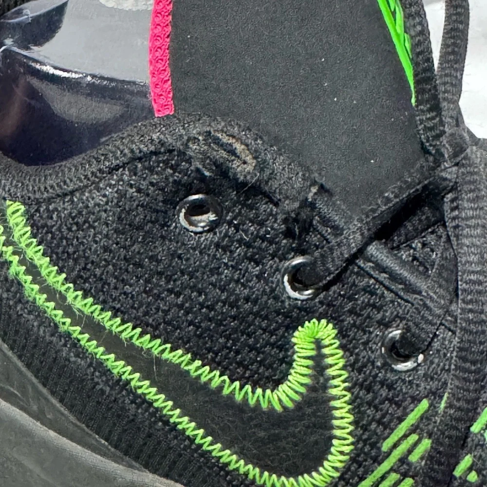 Nike Boys Kyrie Flytrap ll AQ3412-005 Black Basketball Size 6.5Y